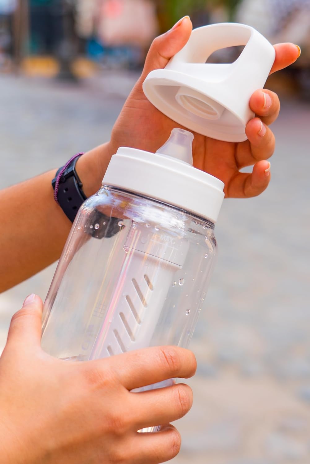 LifeStraw Go Series – BPA-Free Water Filter Bottle for Travel and Everyday Use, Removes Bacteria, Parasites and Microplastics, Improves Taste, 1L 2-Pack Icelandic Blue and Aegean Sea